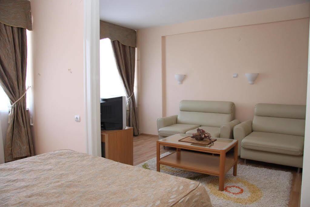 Hotel Kragujevac Exteriér fotografie